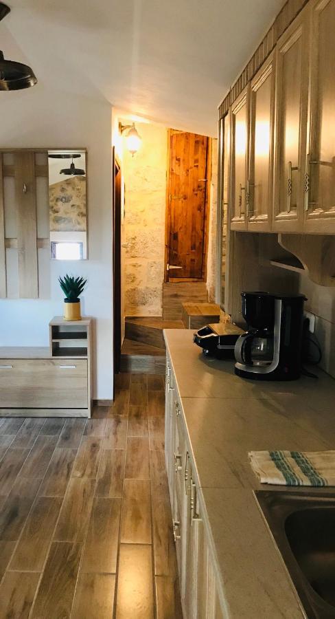 Kamares Stone House 2 *